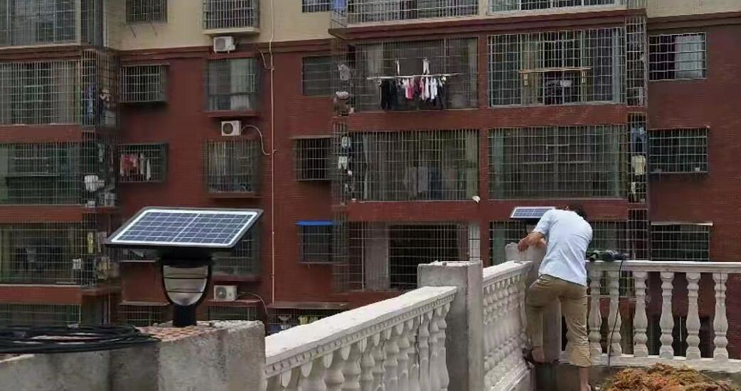 鋰電池太陽能路燈在雨天如何工作？